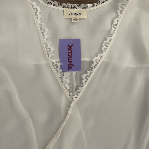 L'Agence Rosario Top Lace Trim Surplice Ivory 100% Silk Size Small NWOT - Picture 5 of 7